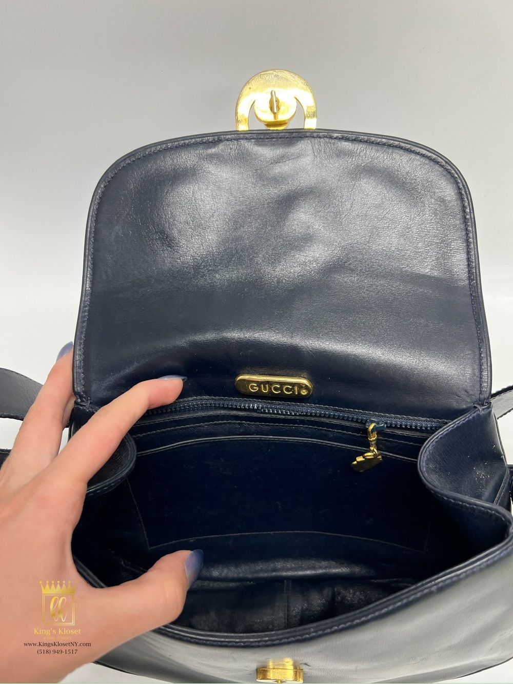 Gucci vintage shoulder bag - Picture 6 of 14